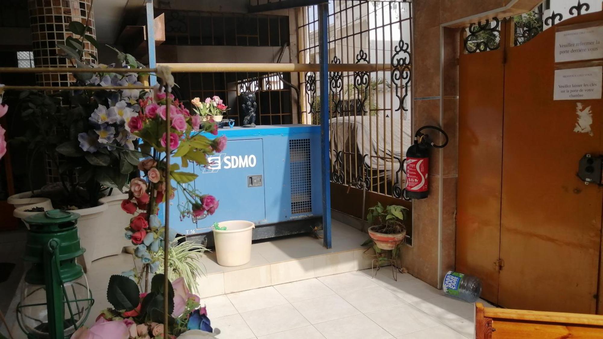 Bienvenue Chez Vous Hotel Dakar Exterior photo