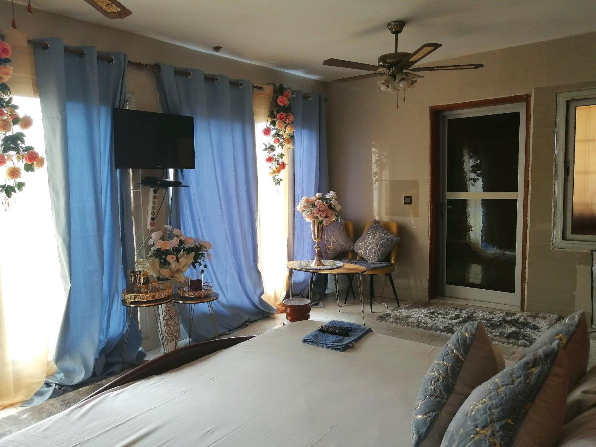 Bienvenue Chez Vous Hotel Dakar Exterior photo